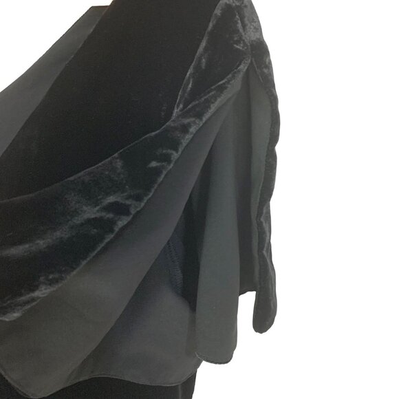 Ann Taylor Petite Velvet V-neck Flutter Short Sleeve A Line Dress Black Size 12P - Picture 4 of 12